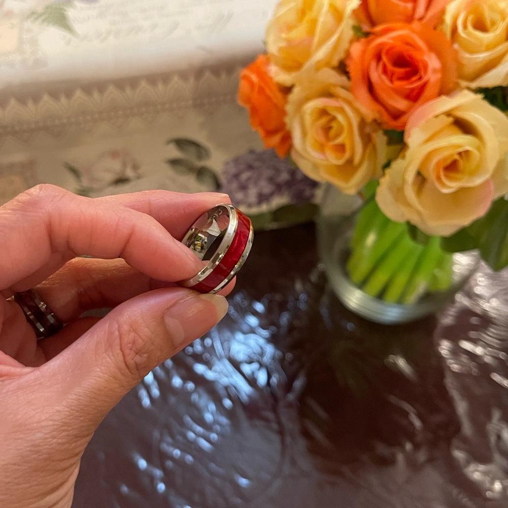 Elegant Red and Silver Women's Ring